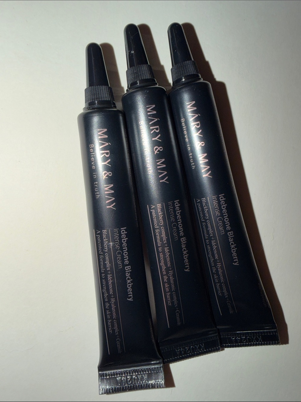 Idebenone Blackberry Intense Cream – Black Tube